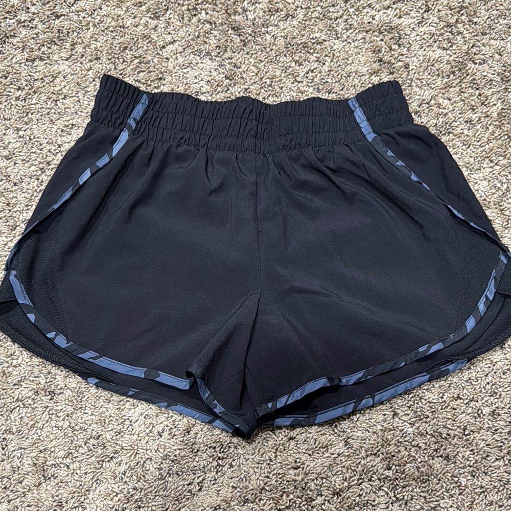 Athletic Works Junior Girl Shorts Size XXL (18)